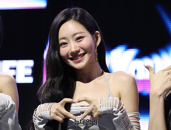 [영상] 키스오브라이프, 리더 쥴리