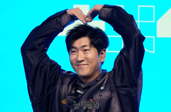 [포토] 프로젝트세븐 라이언 전 '왕 하트'