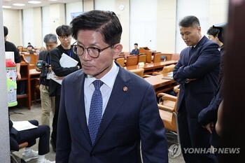 野, 실효성 없는 동행명령장 남발 … 제22대 국회 첫 국감 '하니'만 남았다 