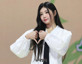 [포토] 아일릿 원희 '마그네틱 하트'