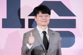[포토] 국내 최초 '배구' 영화 연출한 신연식 감독
