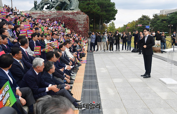 [포토] 한동훈 "제천·삼척 고속도로 우리가 하겠다"
