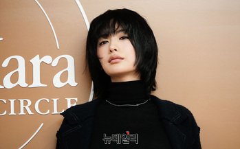 [영싱] 나나 '시크한 흑단발'