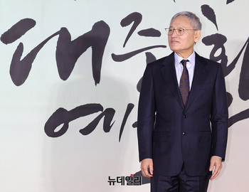 [영상] 2024 대한민국 대중문화예술상 참석한 유인촌 장관 "아직 배가 고프다"