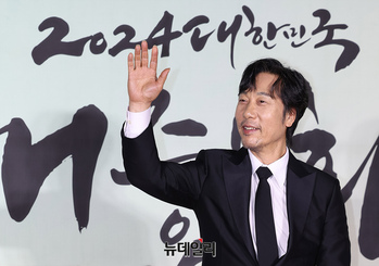 [영상] 가수 이문세, 옥관문화훈장 수훈