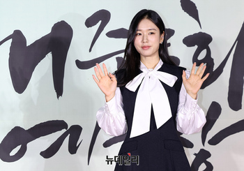 [영상] 배우 안은진, 문체부장관 표창 수훈