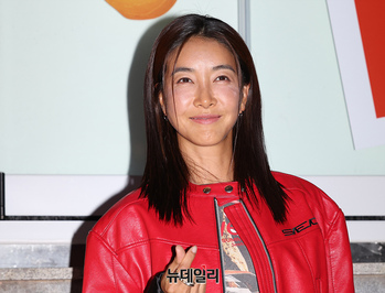 [영상] 배우 진서연, 성수동 팝업 등장