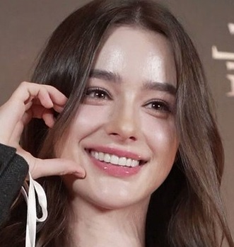 [영상] 다샤타란 '완벽한 미모'