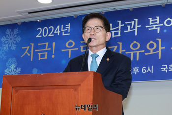 [포토] 자유와통일 콘서트 축사하는 김문수 장관