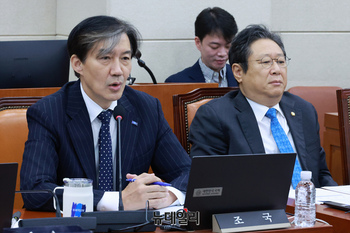 [포토] 국방위서 질의하는 조국 조국혁신당 의원