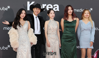 [영상] 크리에이터 에이미 플래미 룰루보이 스위니 전핑콩 하봄