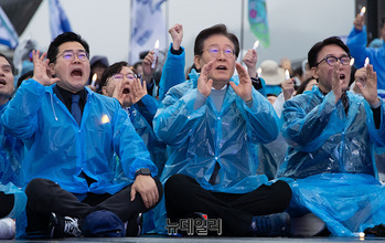 [포토] 집회 참석한 이재명 더불어민주당 대표