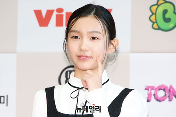 [포토] 박주원 '레드카펫 선 막내'