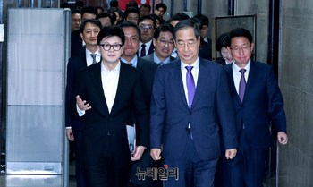 [포토] 당정혐의회 참석하는 한동훈·한덕수