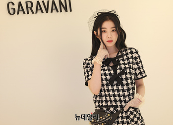 [영상] 백화점 오픈전 등장한 레드벨벳 아이린