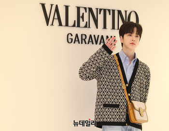 [영상] 더보이즈 영훈, 아침에도 빛나는 외모