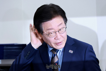 [포토] 민생연석회의 참석하는 이재명 민주당 대표