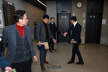 [포토] 창원지검, 국민의힘 당사 압수수색