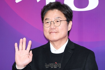[영상] 나영석 PD '쑥스러운 국민PD'