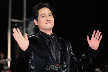 [영상] 박해준 '장군의 등장'