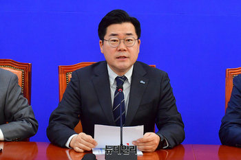 [포토] 박찬대 "국민의힘은 증액 예산안부터 만들어 오라"