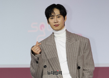 [영상] 오징어게임2, 트랜스젠더 역 맡은 박성훈