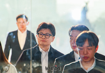 [포토] 출근하는 한동훈 국민의힘 대표
