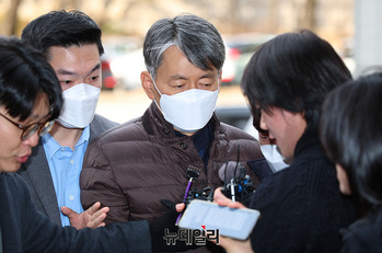 [포토] 구속기로 선 조지호 경찰청장 