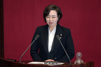 [포토] 조국 의원직 승계받은 백선희 조국혁신당 의원