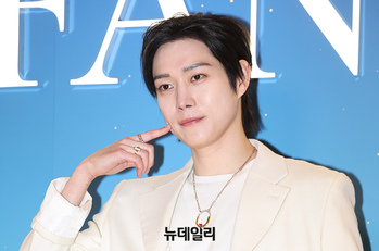 [영상] 김영대, 수줍은 볼하트