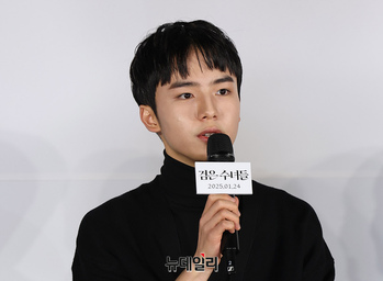 [포토] 검은수녀들, 악령에사로 잡은 부마자 역 맡은 문우진