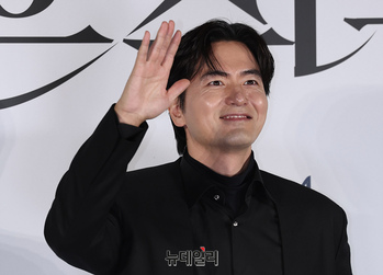 [영상] 검은수녀들 이진욱 "치료 믿는 신부역 맡았어요"