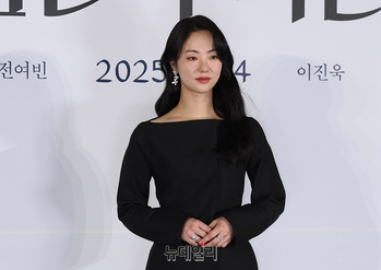 [영상] 송혜교와 구마 나서는 수녀 전여빈