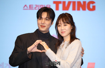 [영상] 별들에게물어봐 이민호-공효진 '우주에서 만나요'