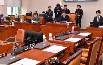[포토] 국민의힘 불참 속 열린 인사청문특위