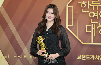 [포토] 박나현 '국회에 등장한 미스코리아'