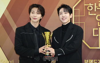 [포토] 세븐어스 희재-이레 '완벽한 듀오'