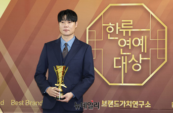 [포토] 최현석 '셰프의 트로피'