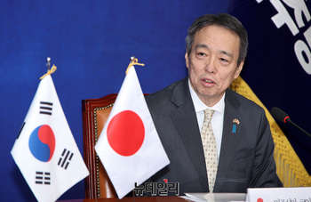 [포토] 인사말하는 미즈시마 고이치 주한일본대사 