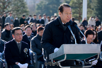 [포토] 김수한 전 국회의장 영결식서 조사 하는 권영세 위원장