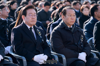 [포토] 김수한 전 국회의장 영결식 나란히 자리한 권영세·이재명