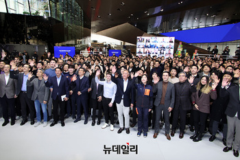 [포토] 2025 현대자동차그룹 신년회 기념촬영 