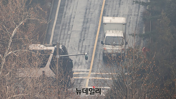 [포토] '2차 체포영장' 임박에 적막한 한남관저