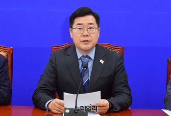 [포토] 발언하는 박찬대 더불어민주당 원내대표