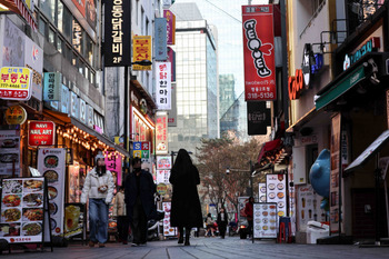 정치 불안에 더 어두워진 경기 진단… 정부 "하방압력 증가"