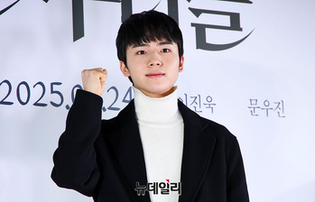 [포토] 검은수녀들 문우진 '화이팅'