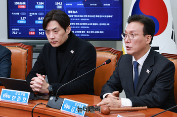 [포토] 발언하는 김민석 민주당 최고위원