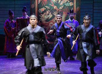 [포토] 30돌 맞은 뮤지컬 명성황후, 무과시험