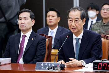 [포토] 계엄 청문회 출석한 한덕수 국무총리