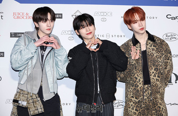 [영상] 엔싸인 로렌스-도하-한준 '잘생긴 삼총사'